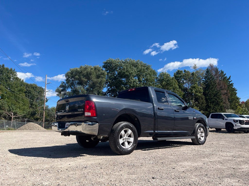 Used 2018 RAM 1500 ST w/ SXT Appearance Group AWD/4WD image 7