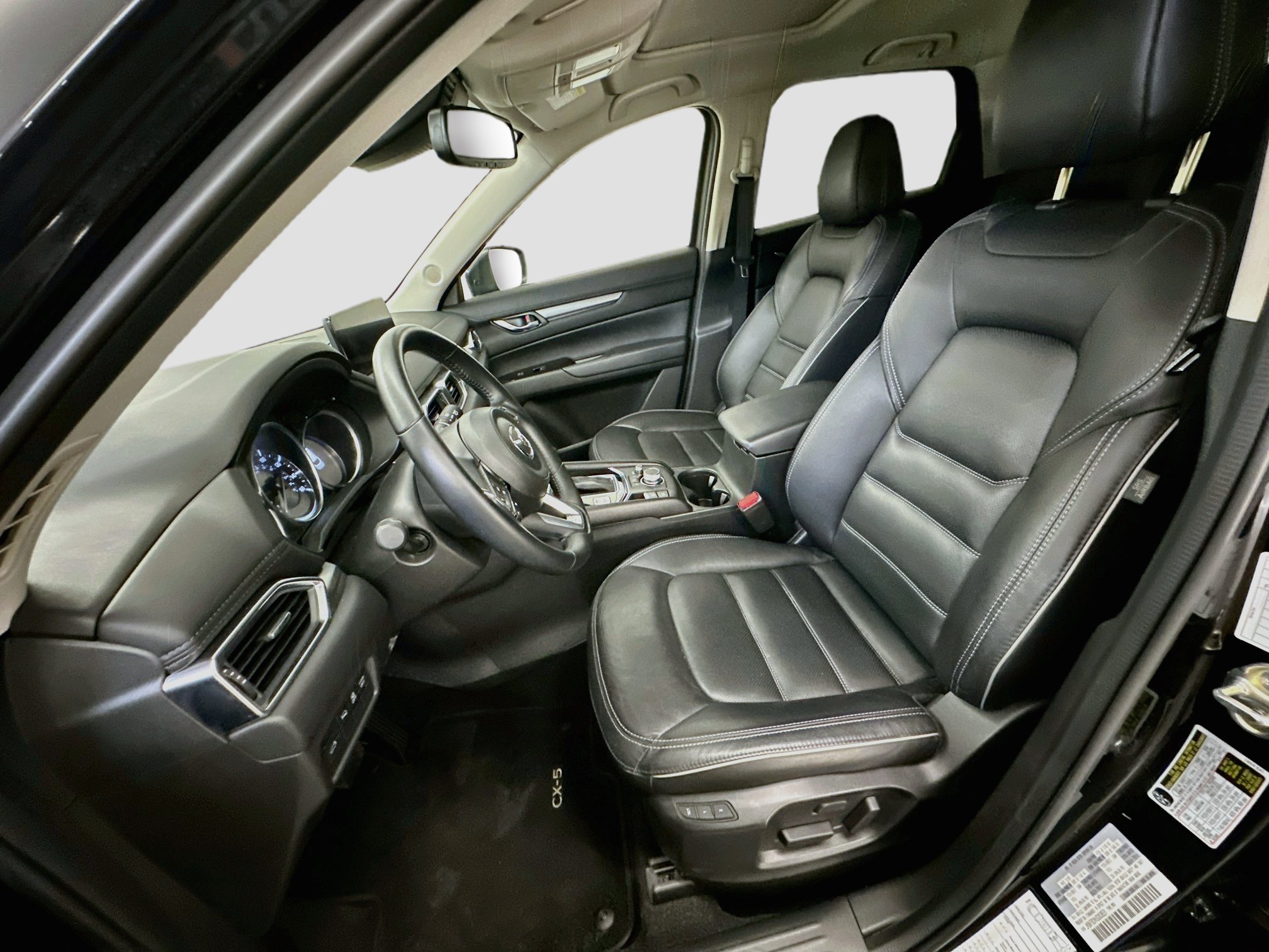 Used 2025 MAZDA CX-5 AWD 2.5 S w/ Preferred Package image 13