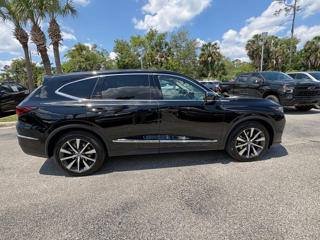 Used 2025 Acura MDX SH-AWD w/ Technology Package image 8