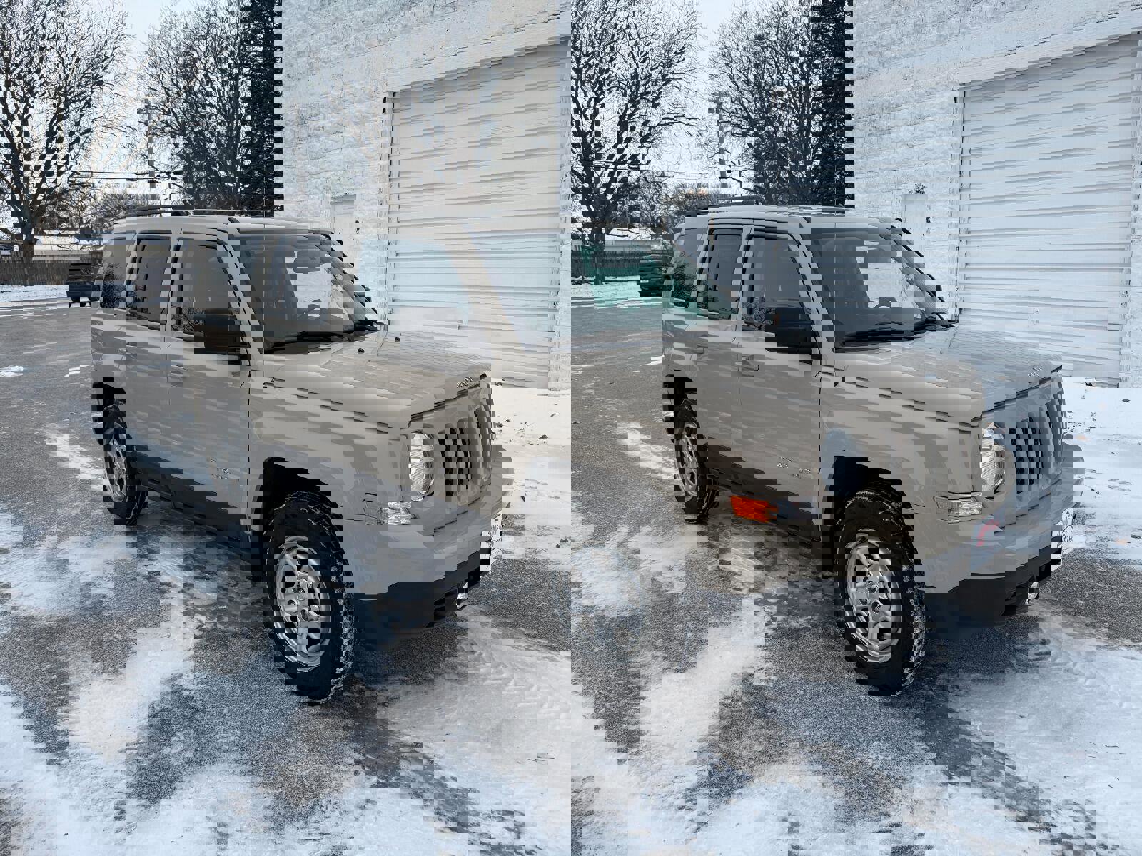 Used 2017 Jeep Patriot Sport w/ Power Value Group image 3