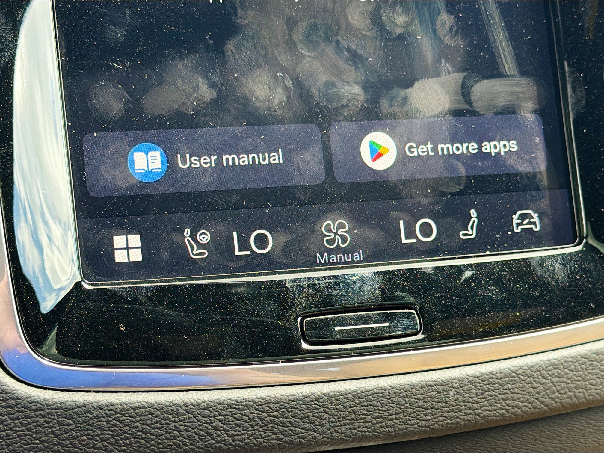 Used 2025 Volvo XC90 B6 Ultra w/ Protection Package Premier image 33