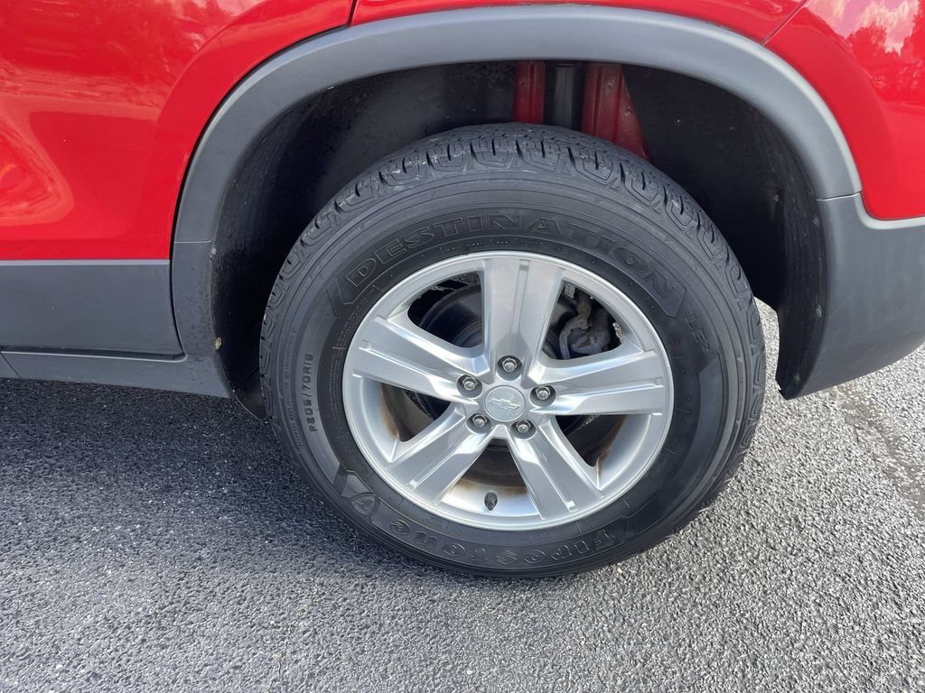 Used 2015 Chevrolet Trax LT w/ LT Plus Package AWD/4WD image 7
