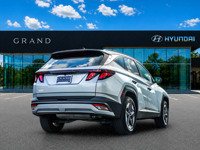 Used 2025 Hyundai Tucson SEL AWD/4WD image 6