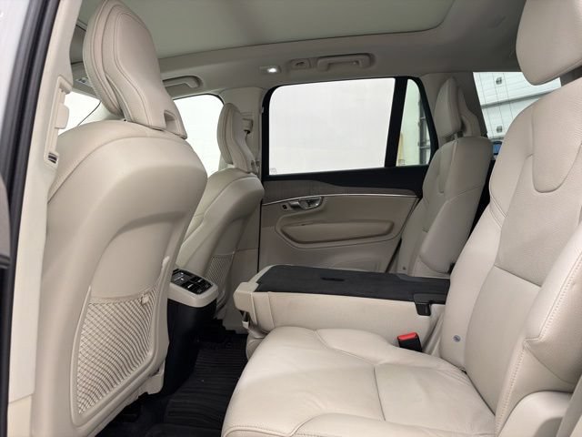 Used 2025 Volvo XC90 B6 Plus w/ Protection Package Premier AWD/4WD image 11