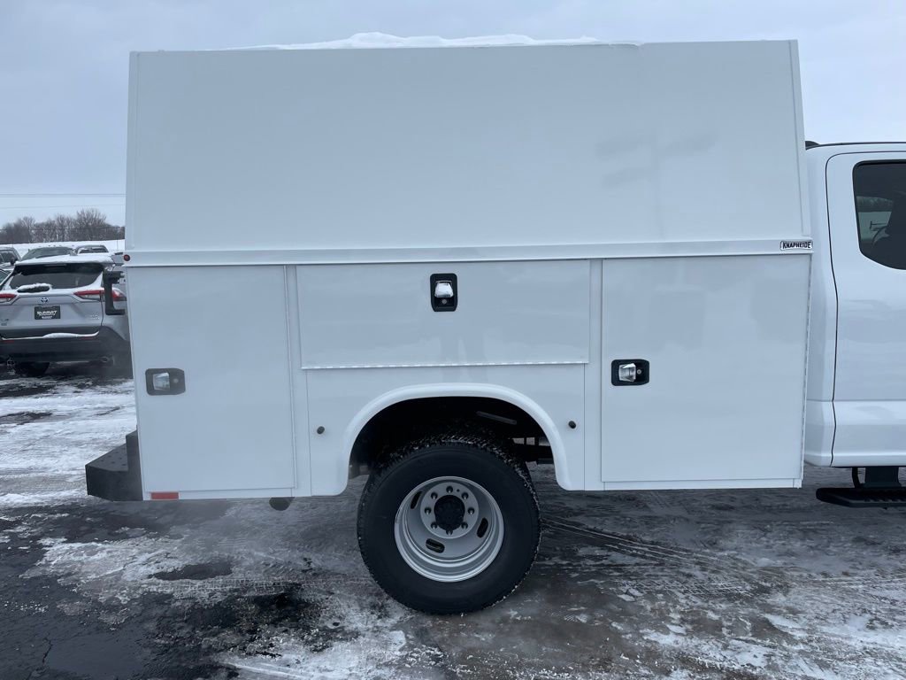 New 2026 Ford F350 XL w/ XL Chrome Package image 28