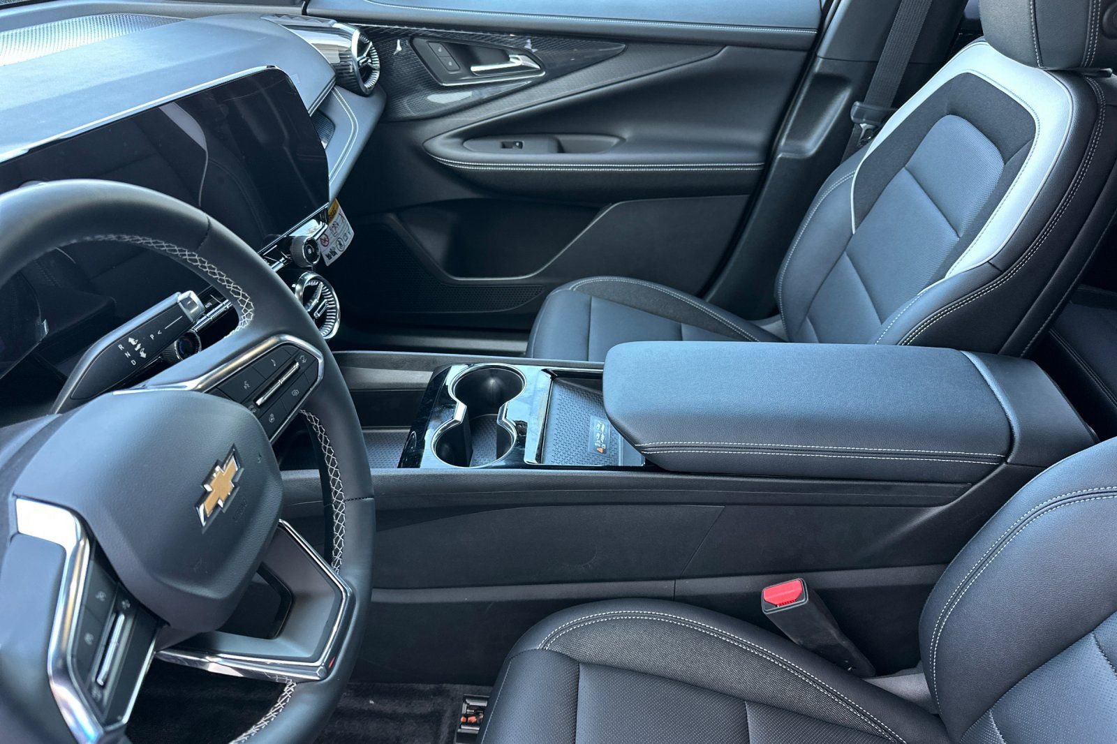 New 2025 Chevrolet Blazer EV LT image 10