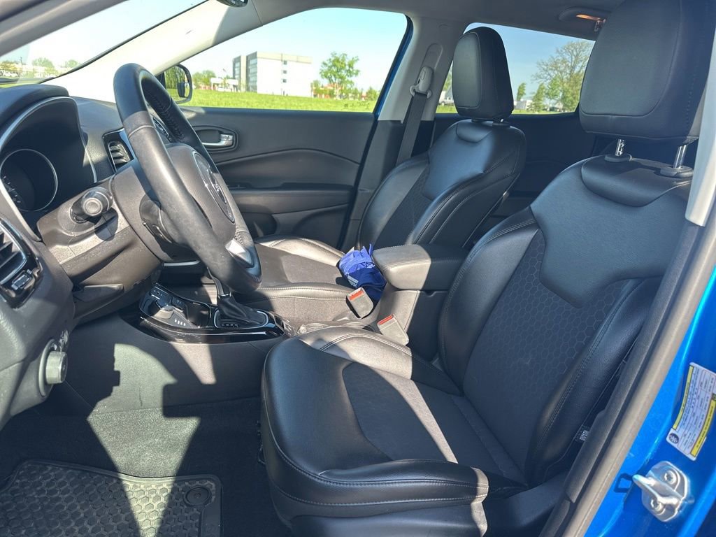 Used 2018 Jeep Compass Latitude w/ Popular Equipment Group AWD/4WD image 14