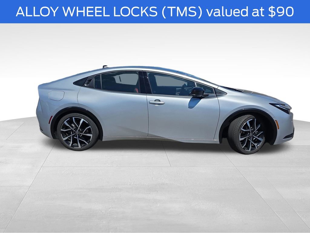 Used 2025 Toyota Prius Plug-In Hybrid w/ Limited Premium Package image 10