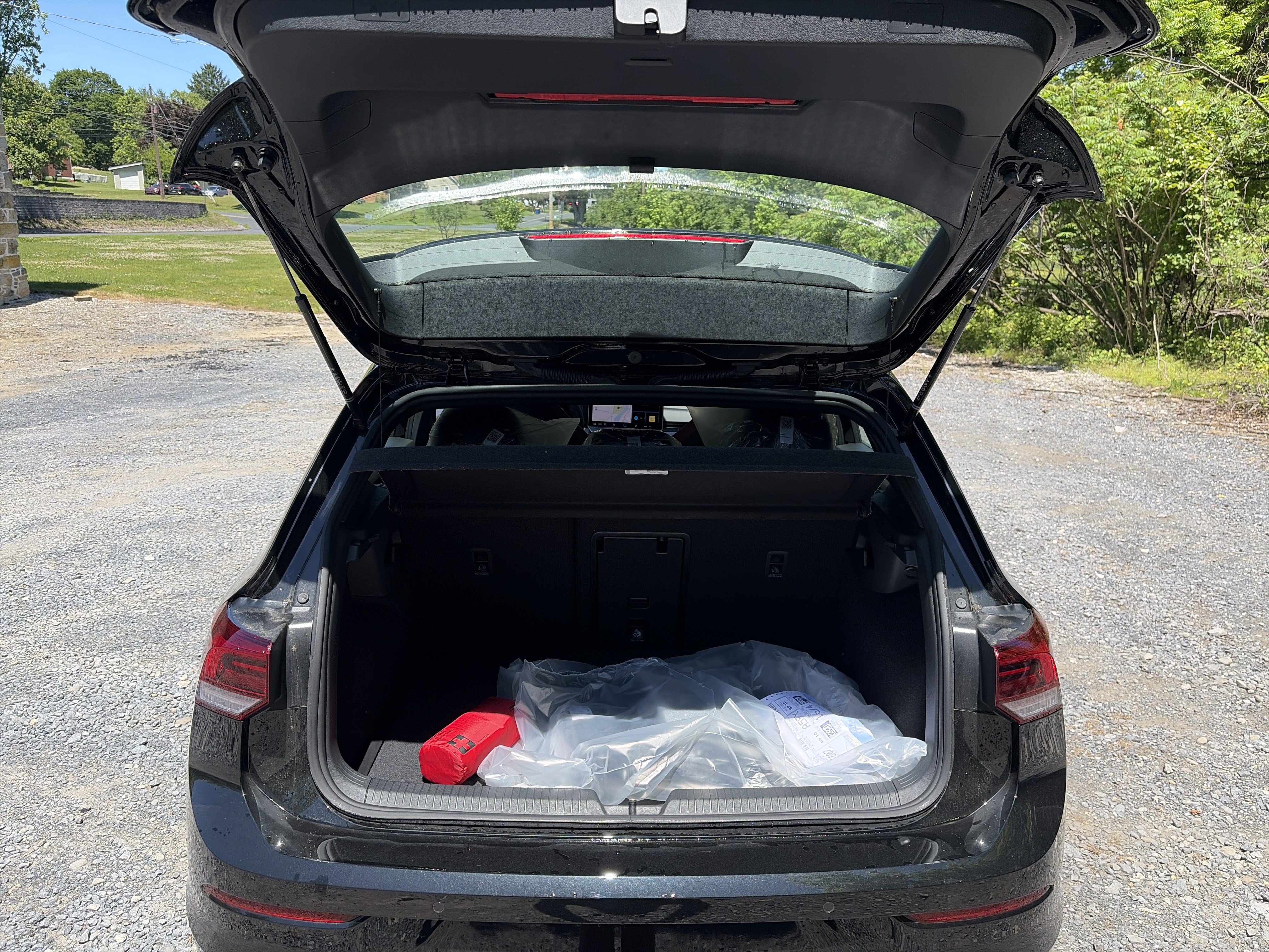 New 2026 Volkswagen GTI SE FWD image 16
