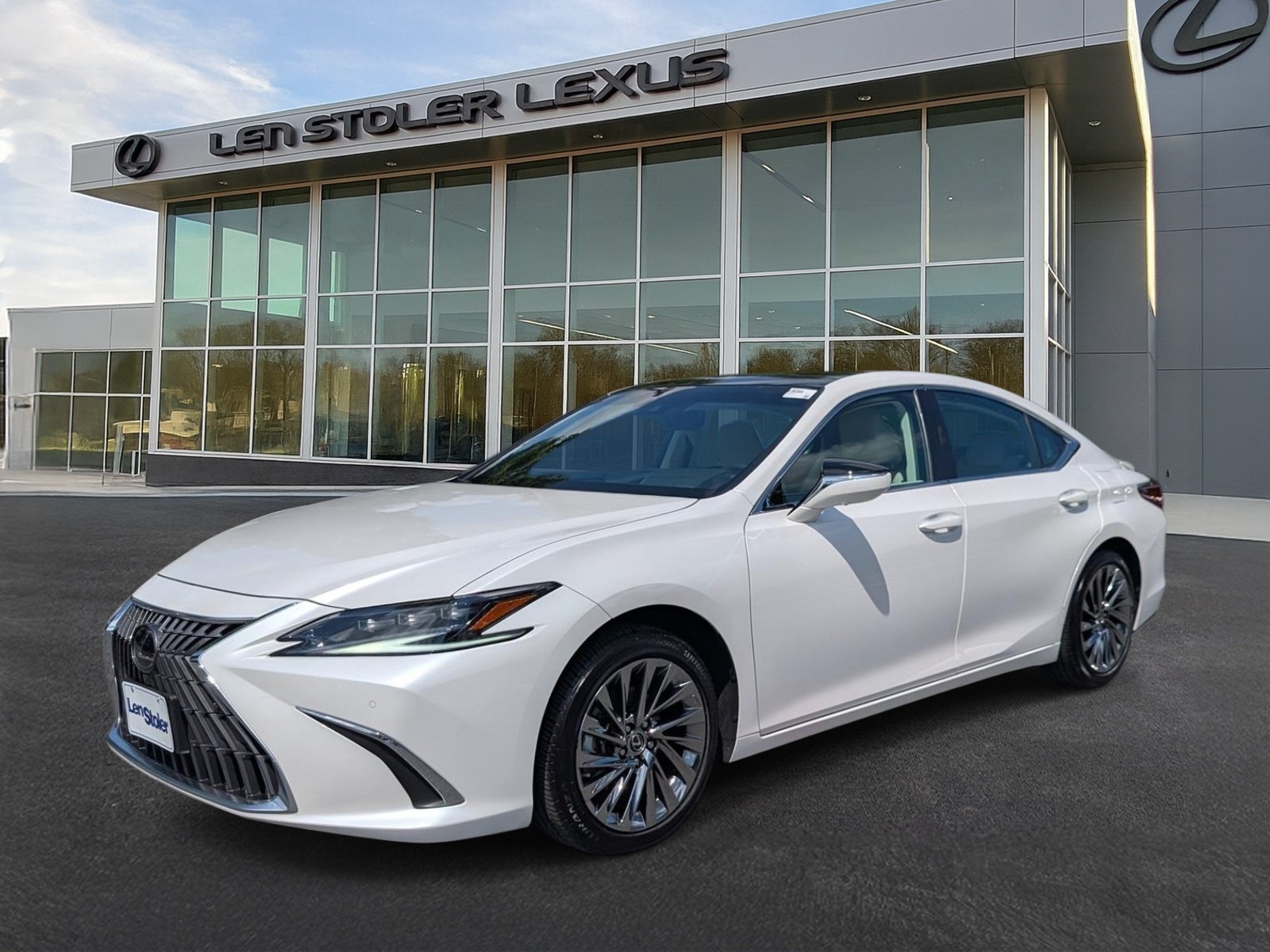 Certified 2025 Lexus ES 350 Ultra Luxury w/ Accessory Package (Z1) FWD image 7
