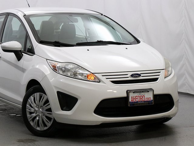 Used 2012 Ford Fiesta S video 2