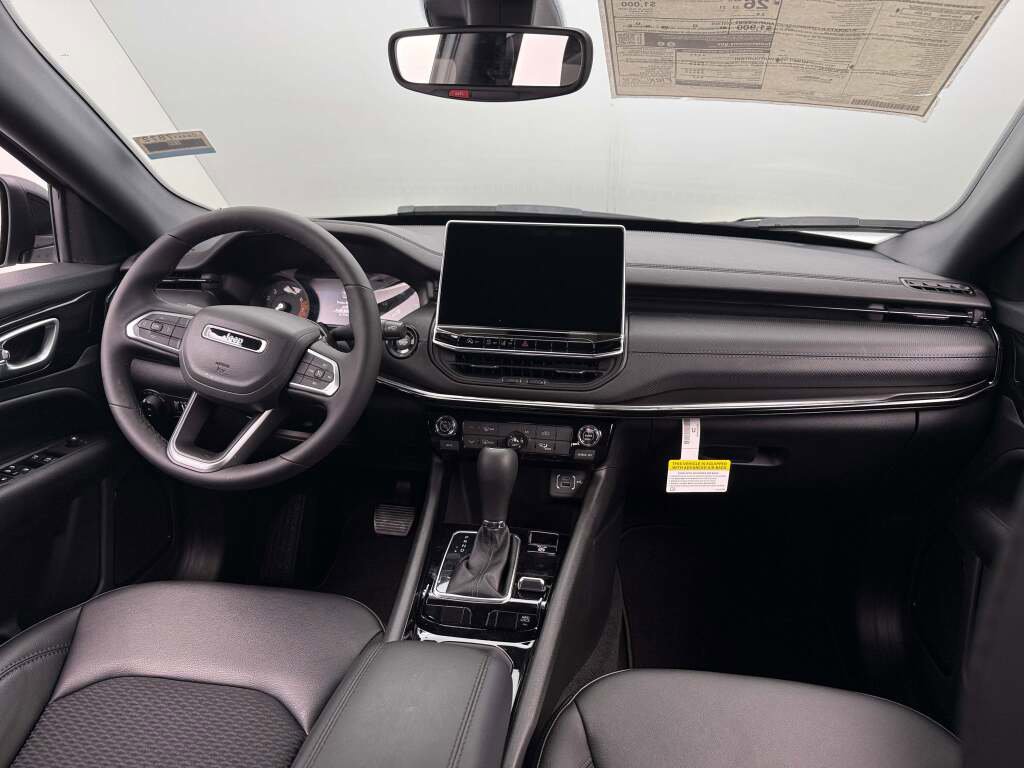 New 2026 Jeep Compass Latitude image 21