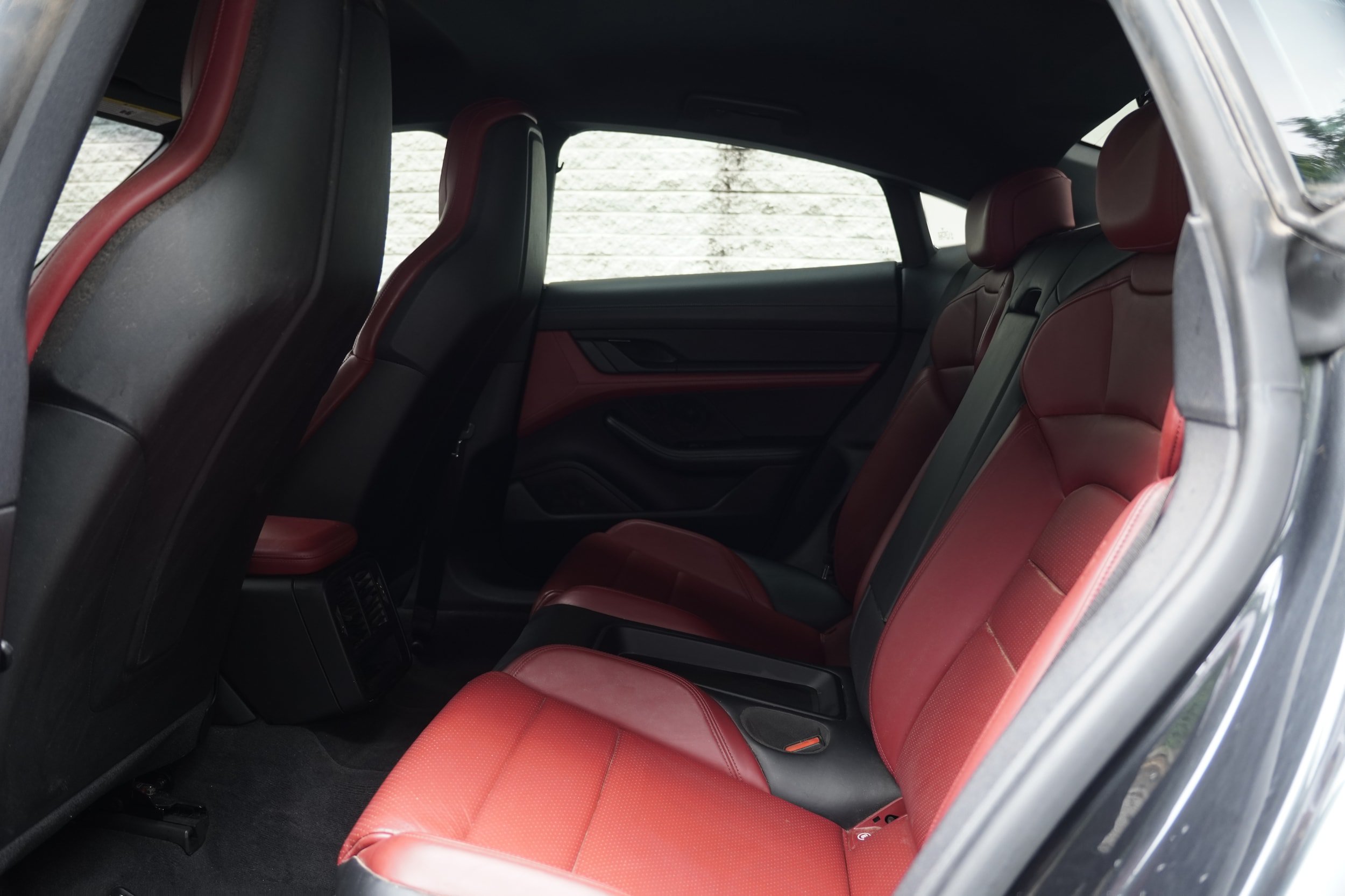 Used 2021 Porsche Taycan RWD image 26