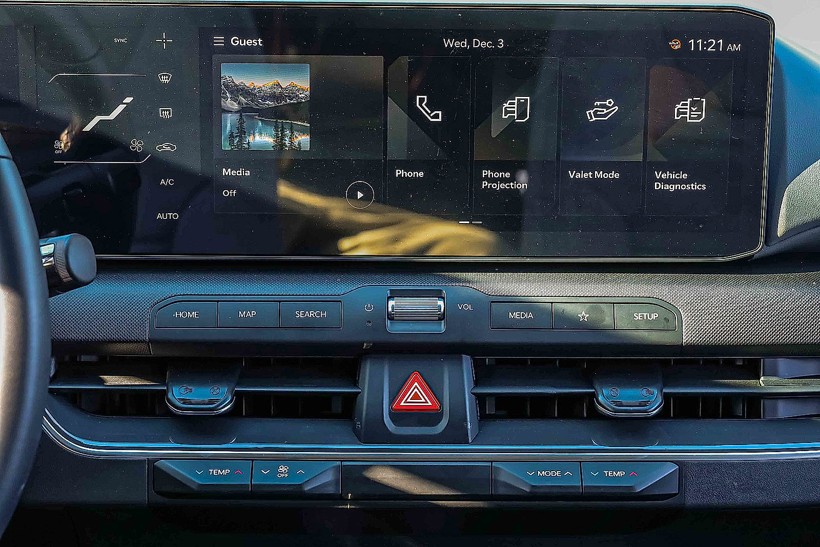 Certified 2025 Kia K4 EX image 12