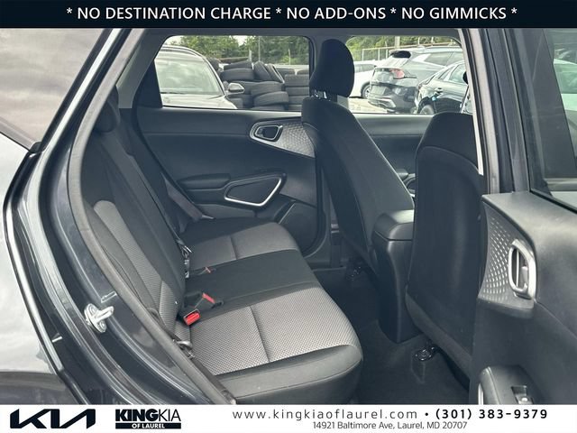Used 2024 Kia Soul LX w/ Option Group 015 FWD image 17