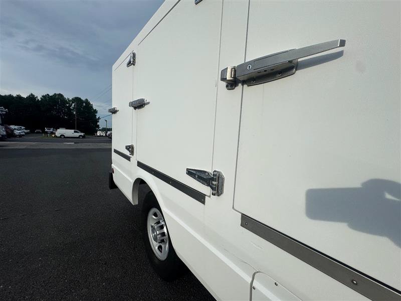 Used 2014 Chevrolet Express 3500 RWD image 26