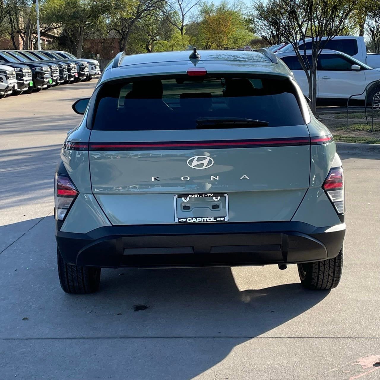 Used 2025 Hyundai Kona SEL image 4