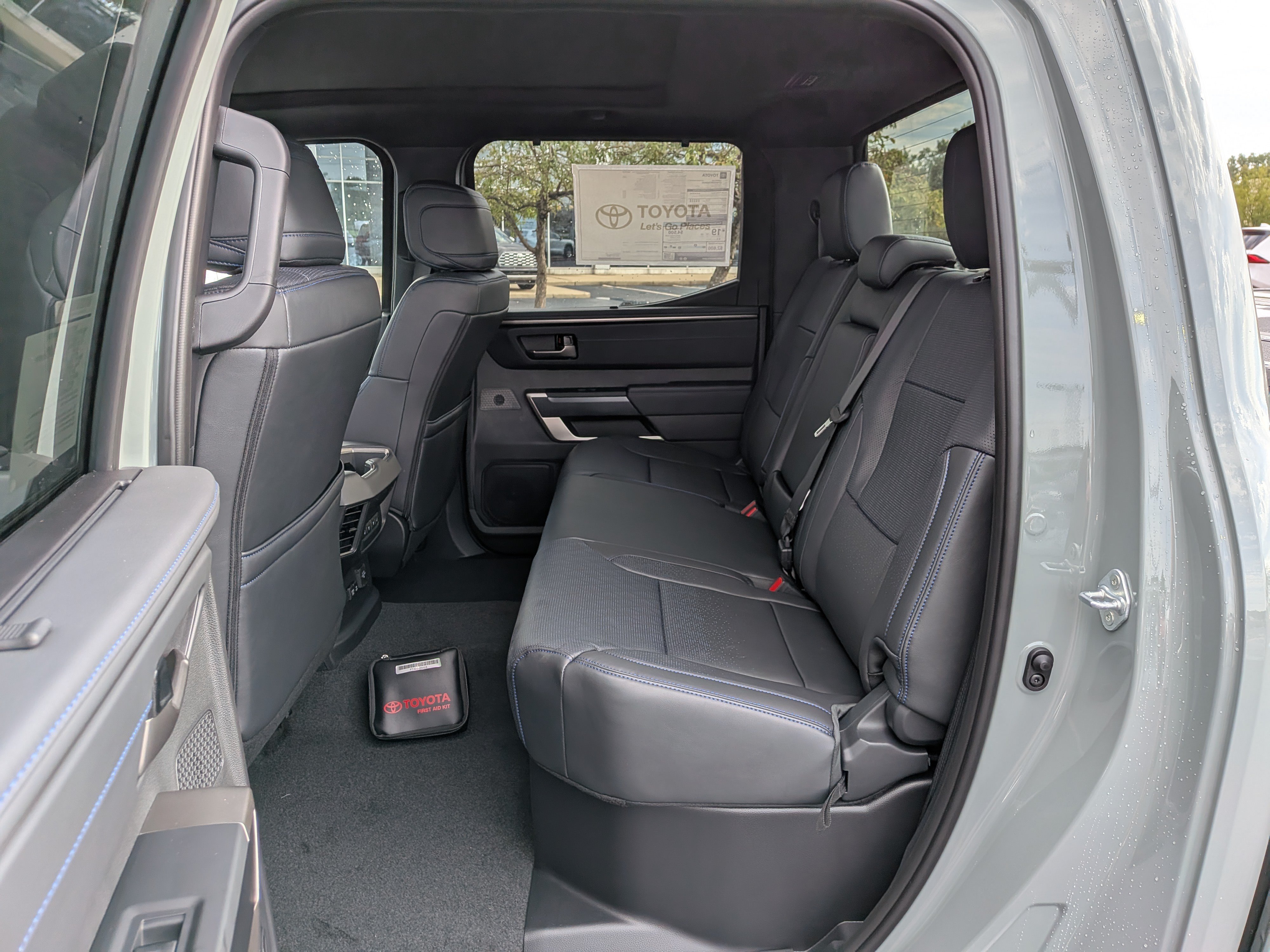 New 2026 Toyota Tundra Platinum w/ TRD Off-Road Package AWD/4WD image 18
