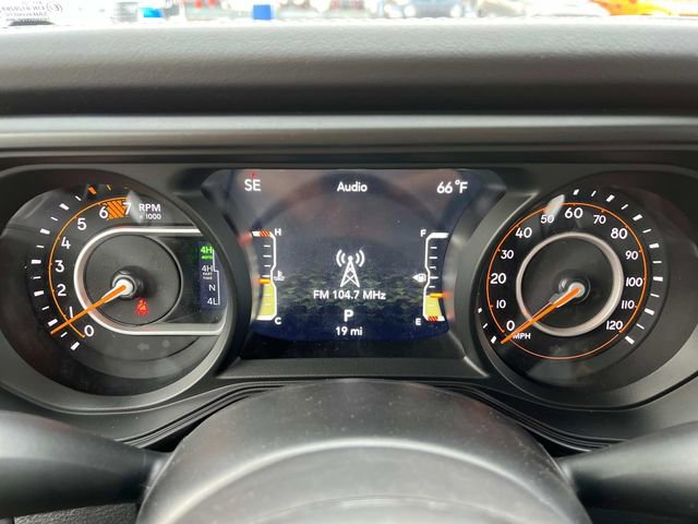 New 2025 Jeep Wrangler Rubicon 392 image 31