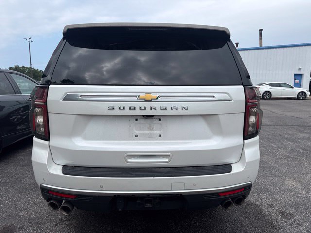 Used 2022 Chevrolet Suburban High Country AWD/4WD image 4