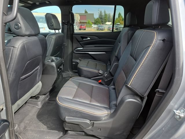 Used 2026 Chevrolet Traverse High Country w/ LPO, Floor Liner Package AWD/4WD image 33
