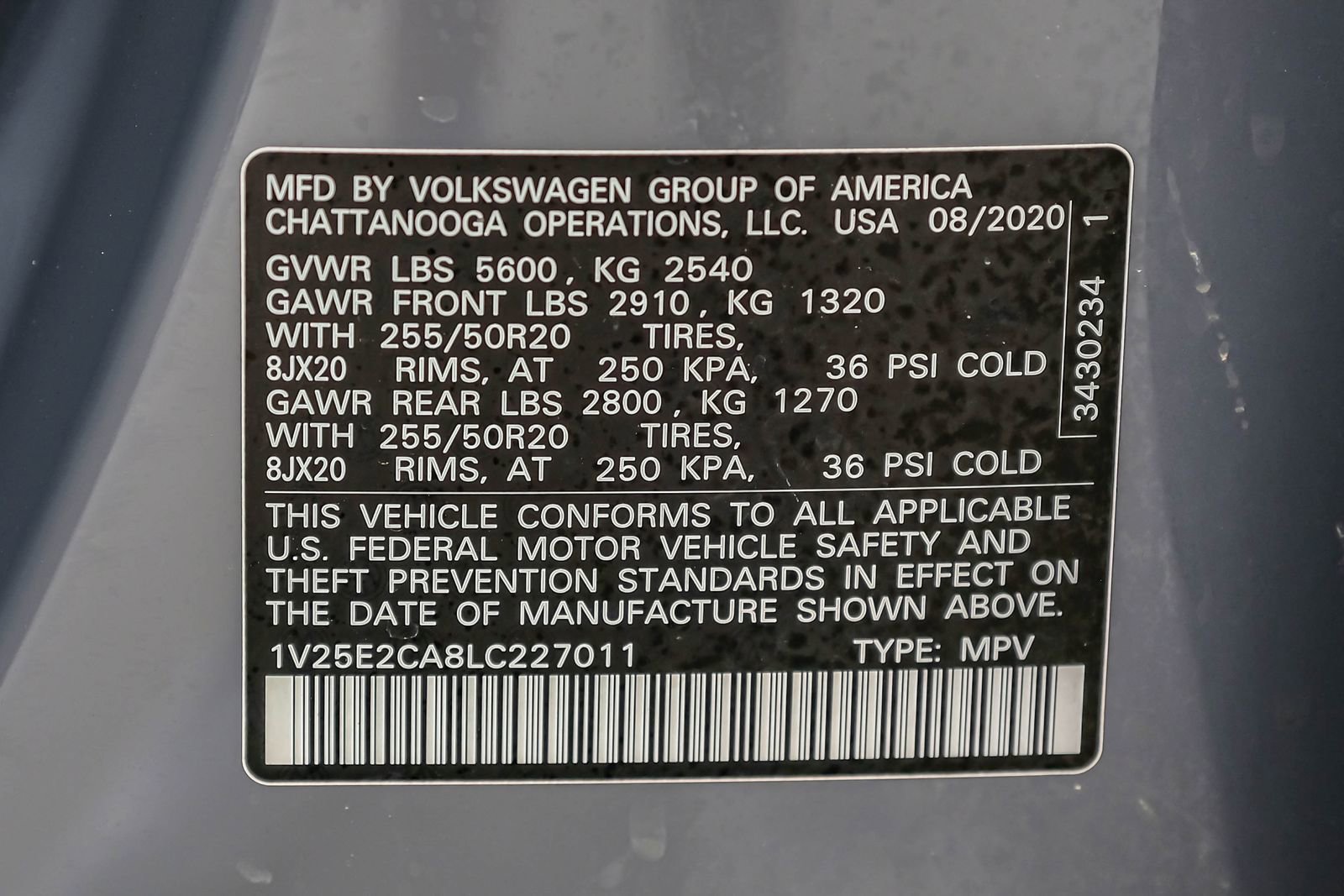Used 2020 Volkswagen Atlas Cross Sport SE w/ Panoramic Sunroof Package FWD image 55