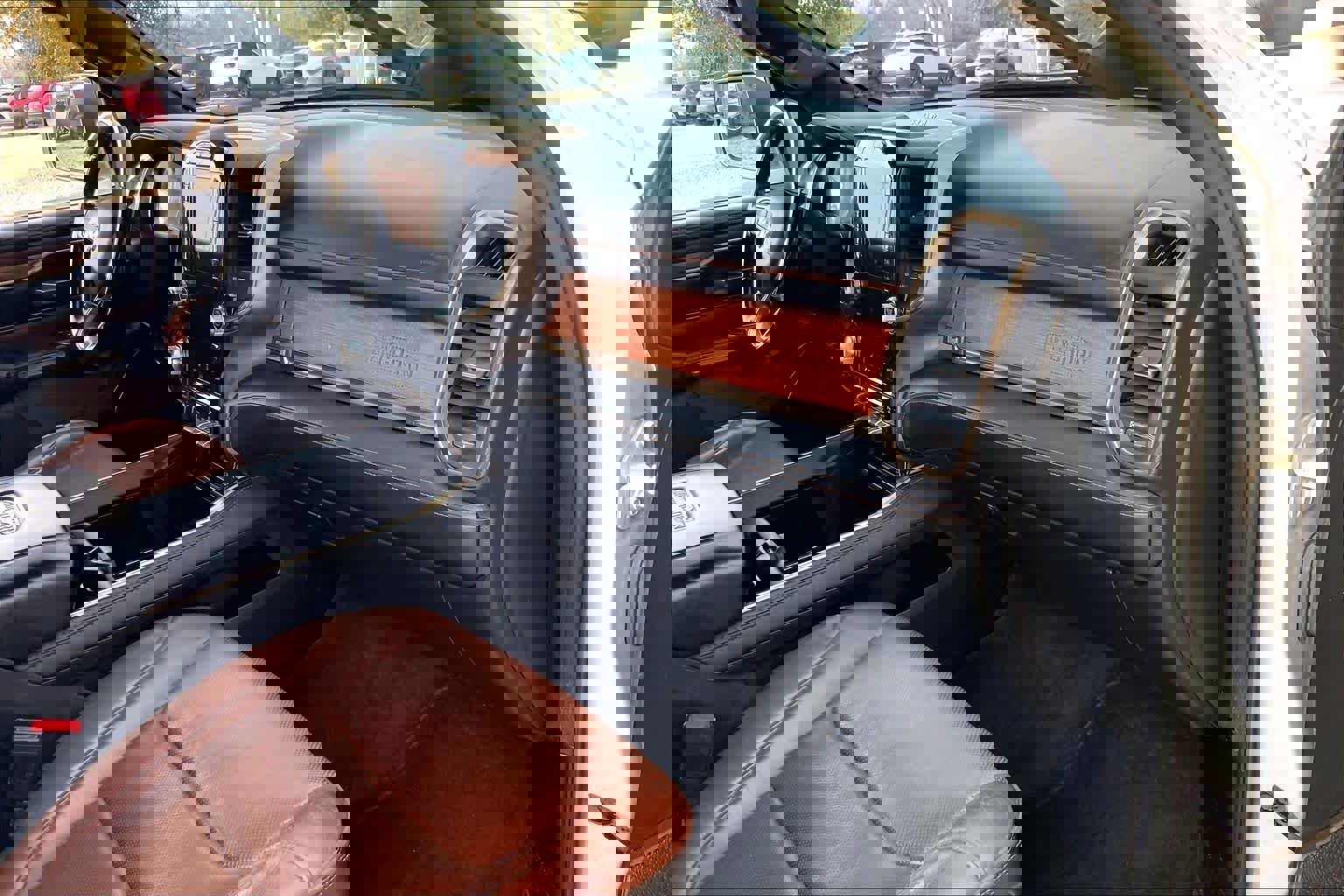 Used 2021 RAM 1500 Limited w/ Bed Utility Group image 19