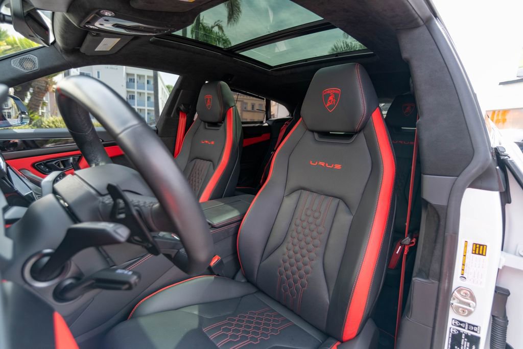 Used 2023 Lamborghini Urus S AWD/4WD image 29