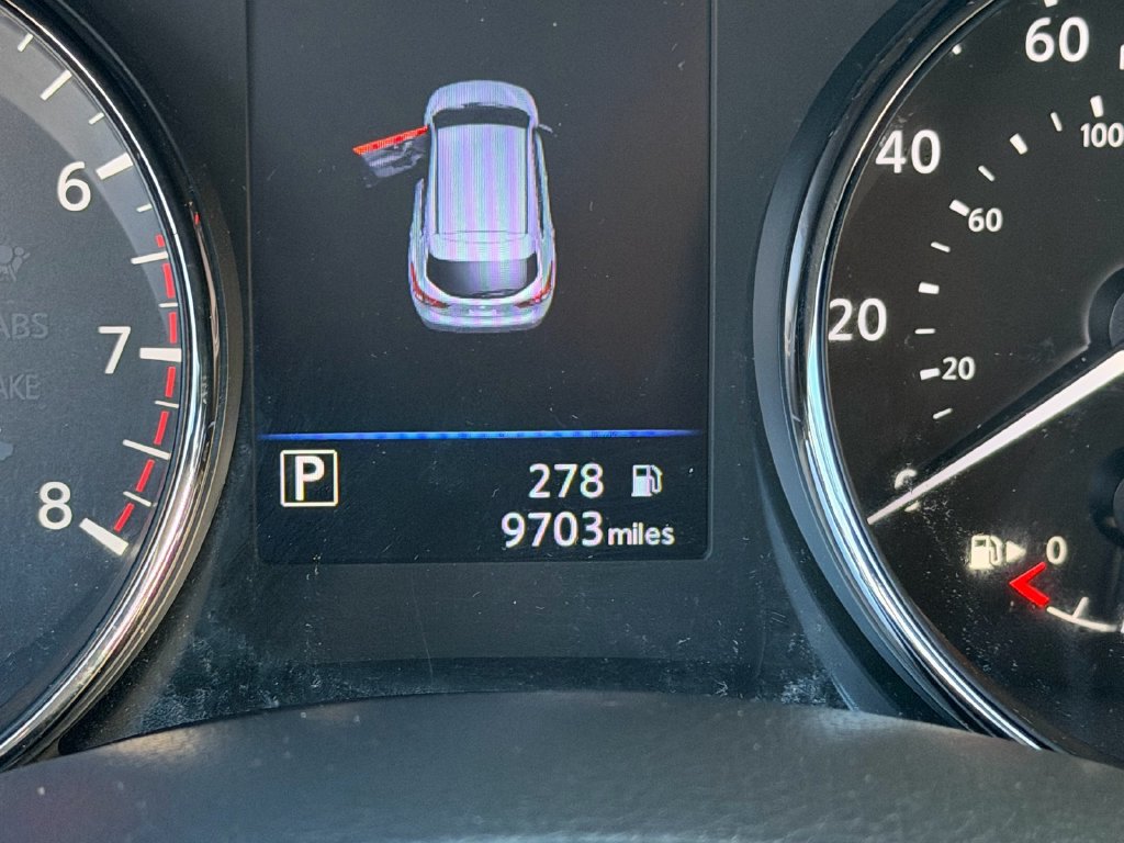 Certified 2020 Nissan Rogue Sport SV FWD image 23
