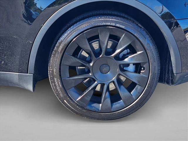 Used 2020 Tesla Model Y Long Range image 4