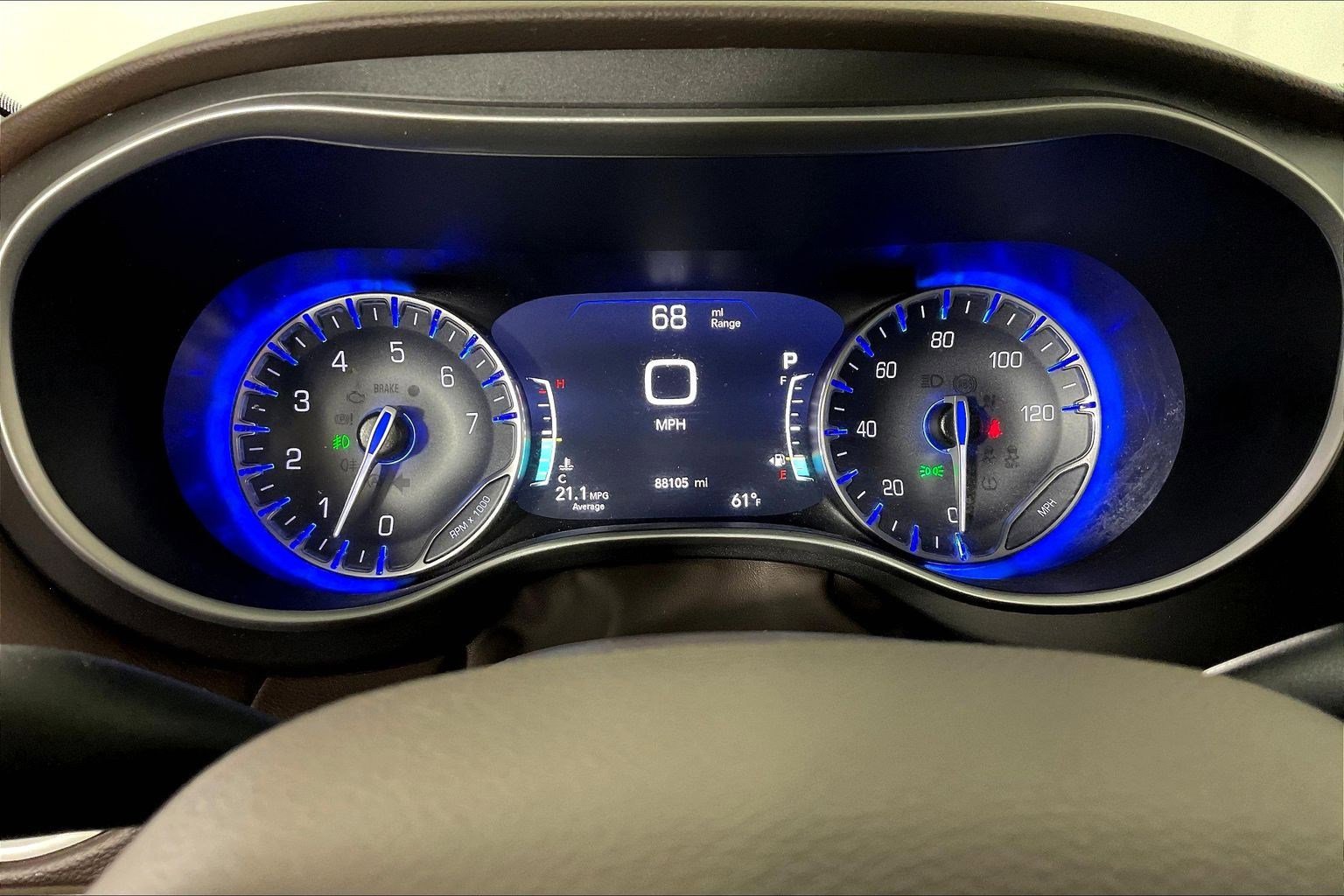 Used 2020 Chrysler Pacifica Touring-L Plus FWD image 13
