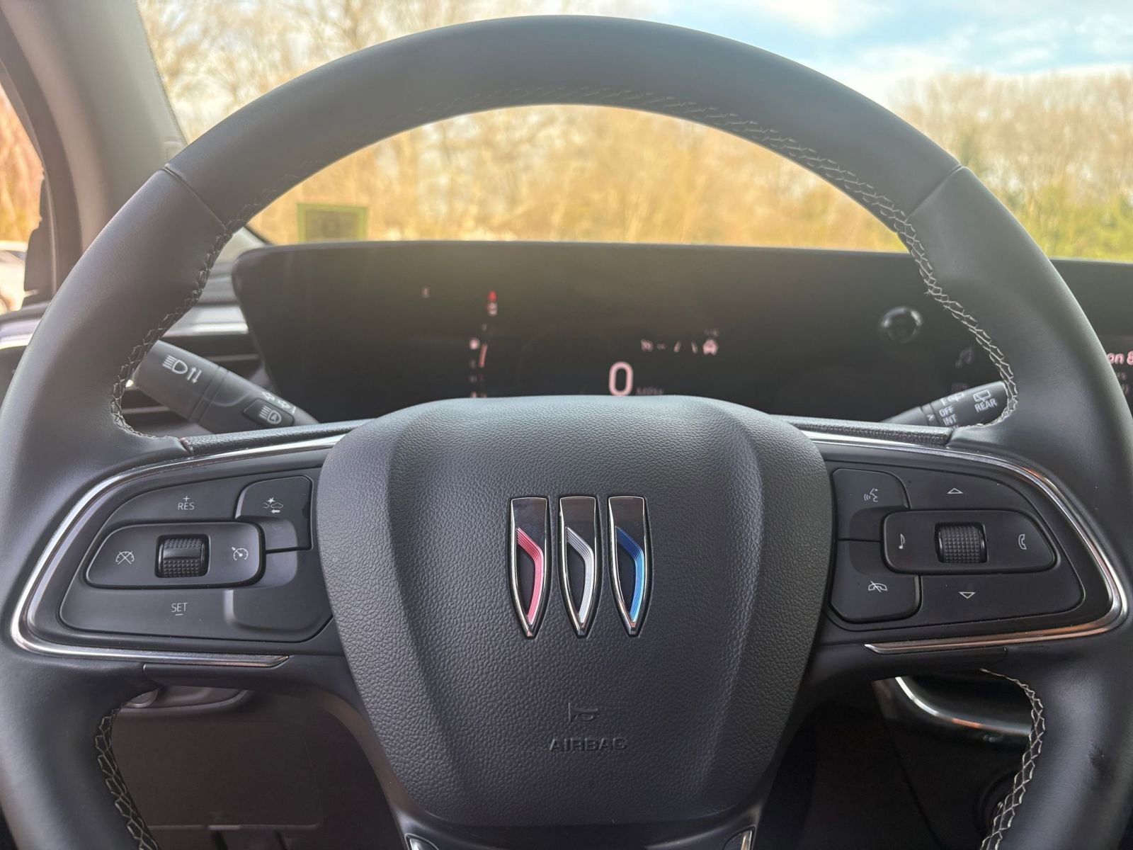 Used 2025 Buick Encore GX Preferred image 25