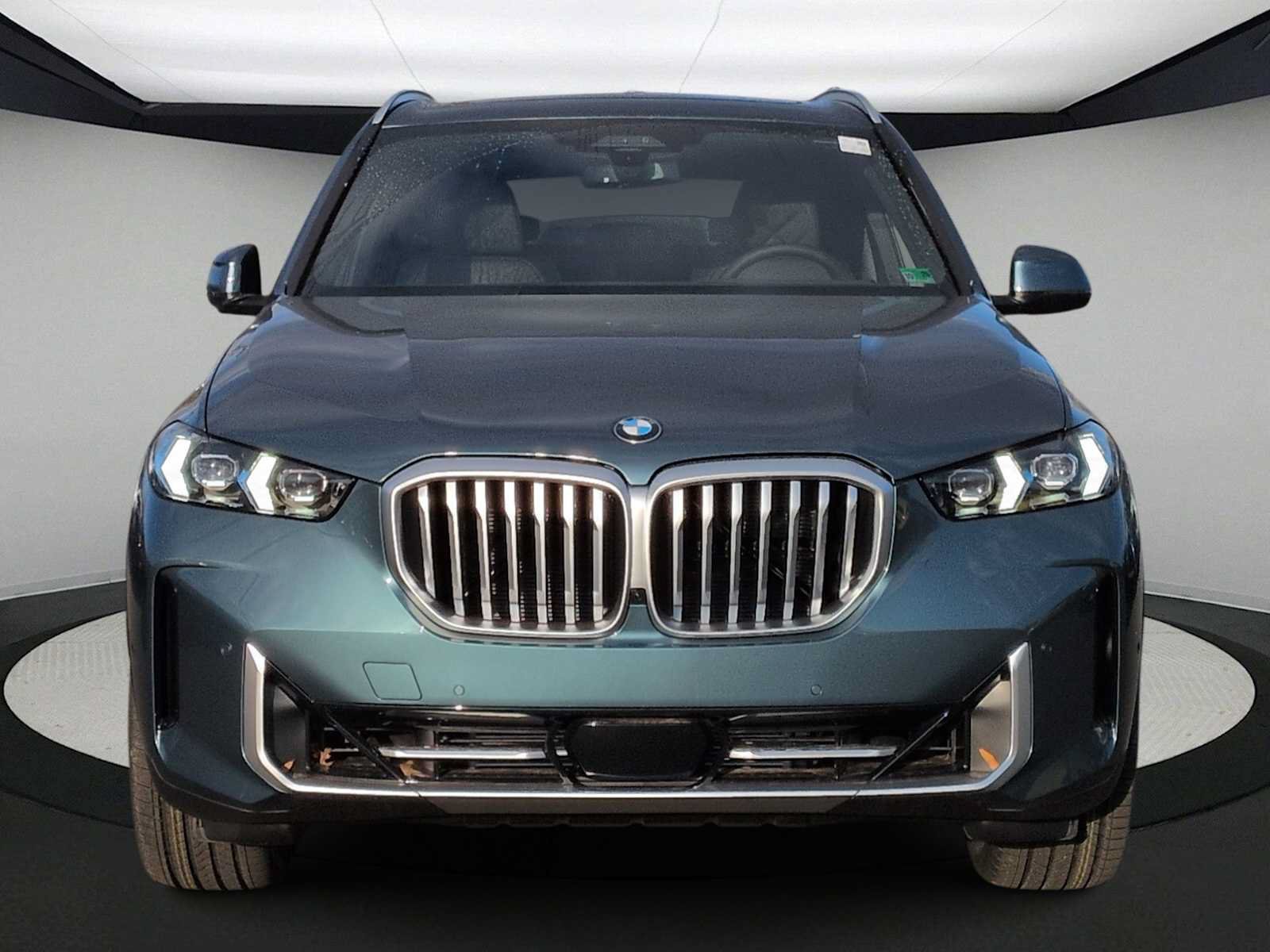 Used 2026 BMW X5 xDrive40i AWD/4WD image 3