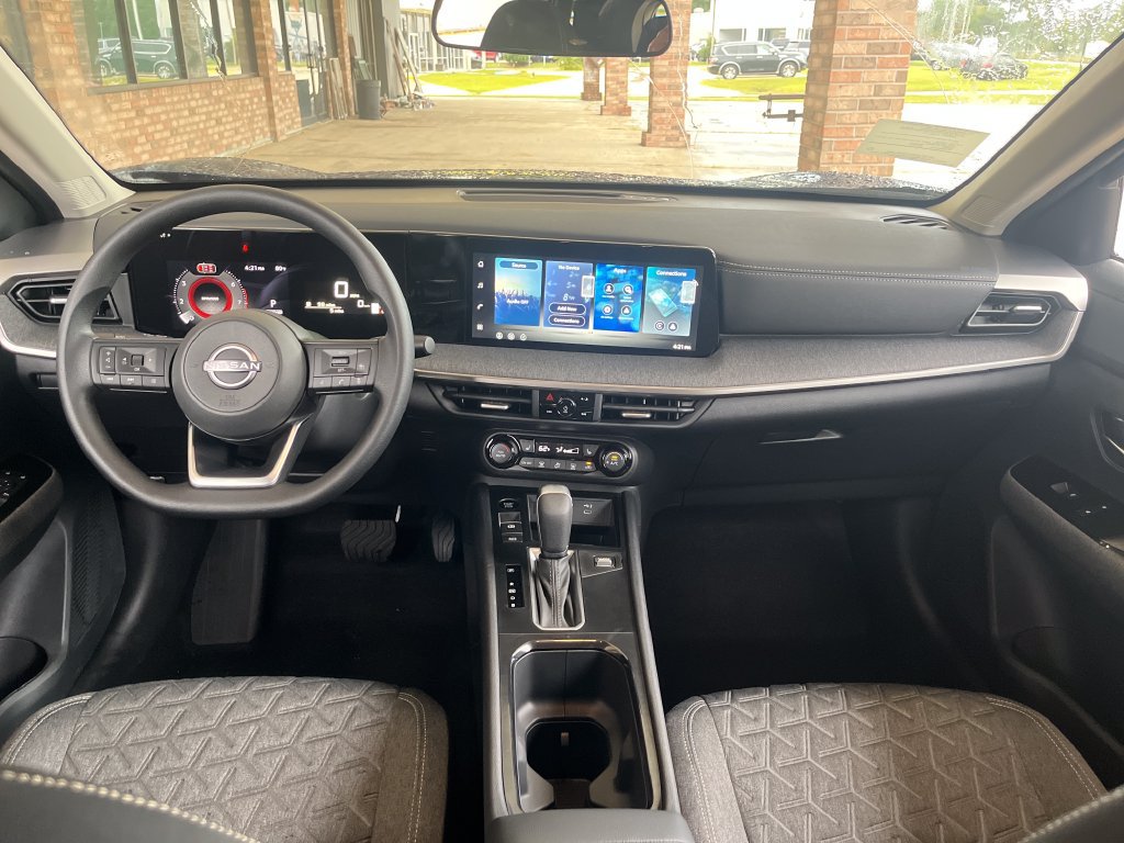 New 2027 Nissan Kicks SV AWD/4WD image 12
