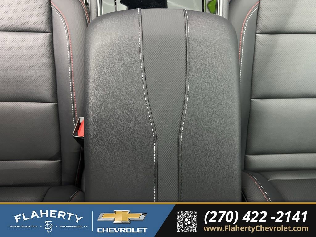 Used 2025 Chevrolet Traverse Z71 w/ Enhanced Driving Package image 35