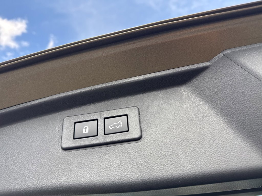 New 2025 Subaru Outback Touring XT image 34