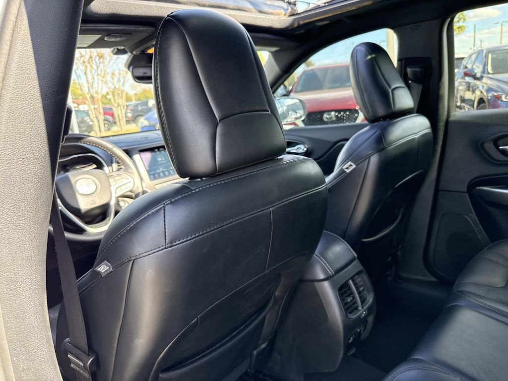 Used 2021 Jeep Cherokee Latitude Lux 80th Anniv w/ Quick Order Package 2YU 80th image 14