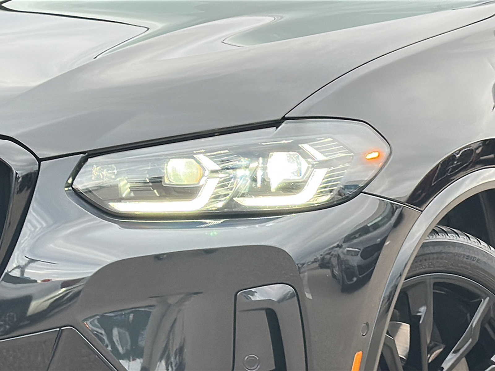 Certified 2024 BMW X3 sDrive30i w/ Premium Package image 4