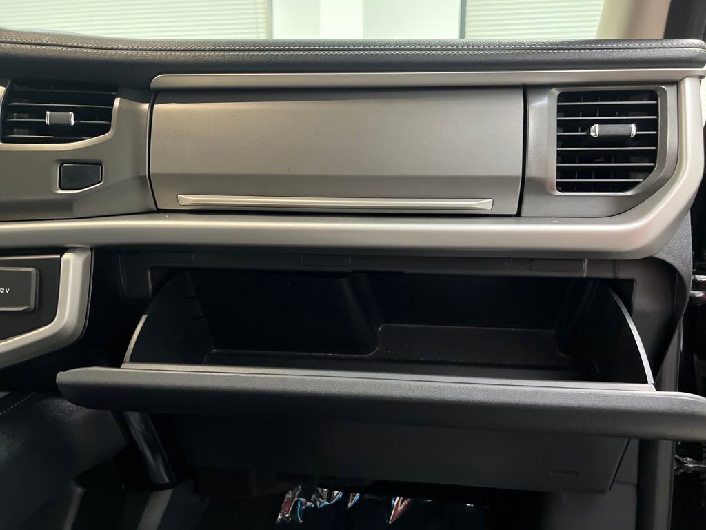 Used 2024 Ford Expedition Max XLT image 30