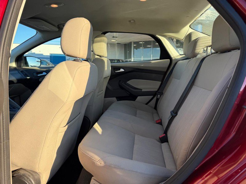 Used 2016 Ford Focus SE w/ Reverse Sensing Package image 10