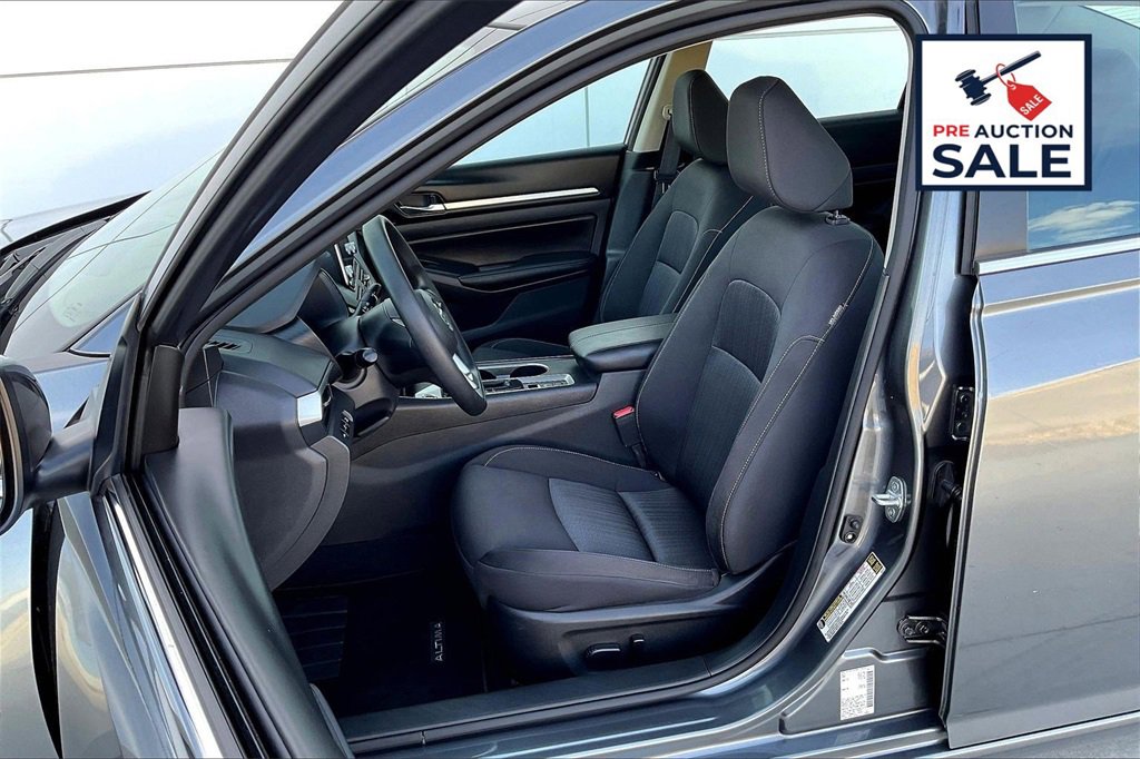 Used 2022 Nissan Altima 2.5 SV image 25
