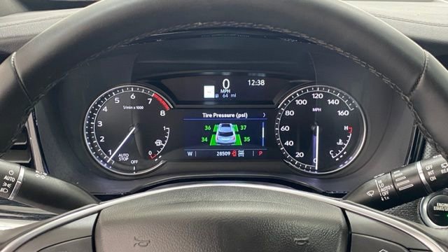 Used 2025 Cadillac XT5 Premium Luxury image 36