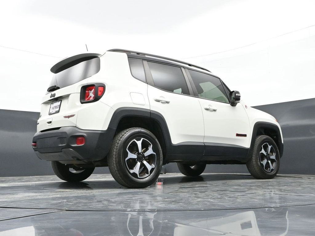 Used 2020 Jeep Renegade Trailhawk w/ UConnect 8.4 Nav Group image 38