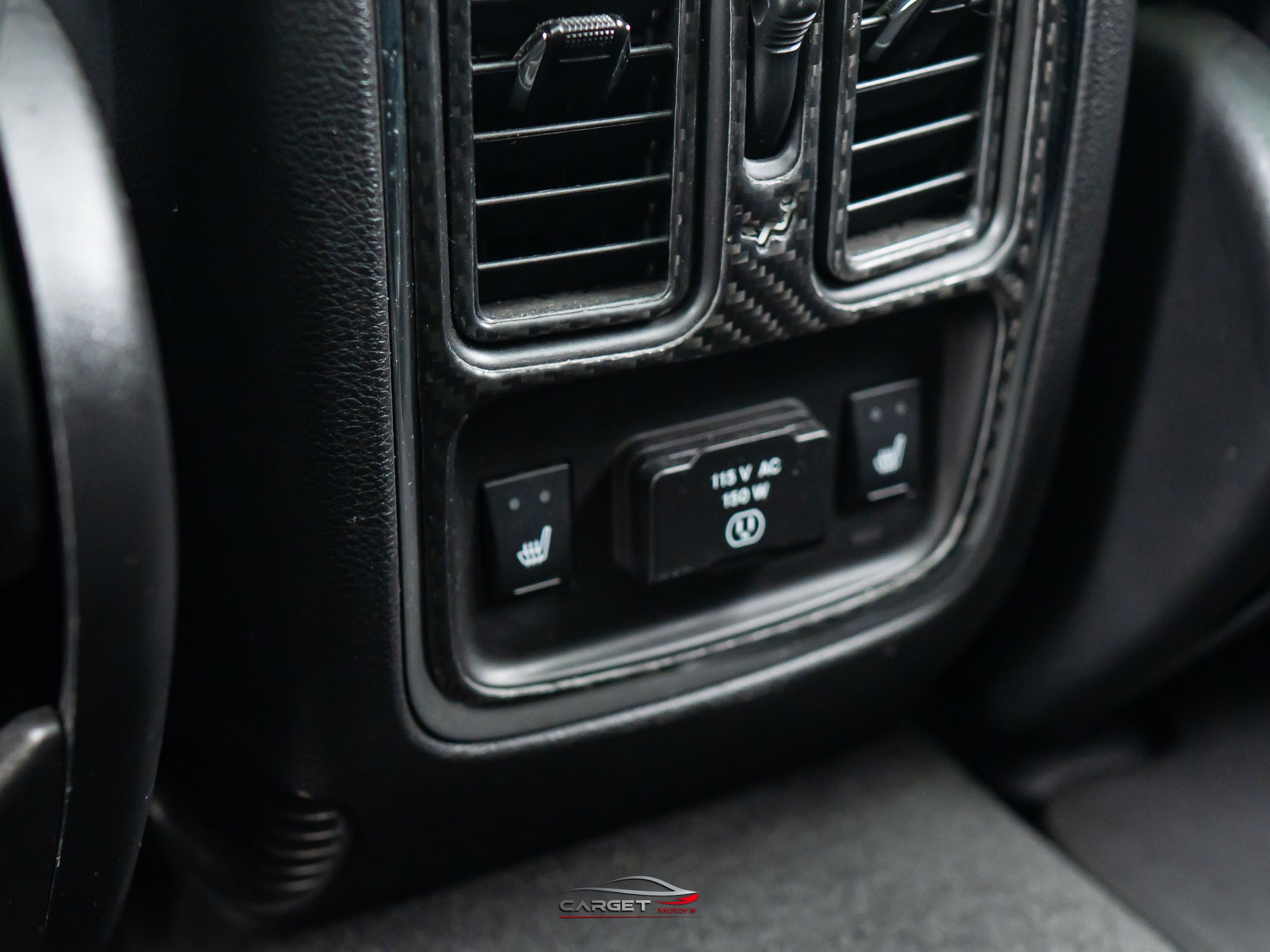 Used 2012 Jeep Grand Cherokee SRT8 w/ Luxury Group II AWD/4WD image 21