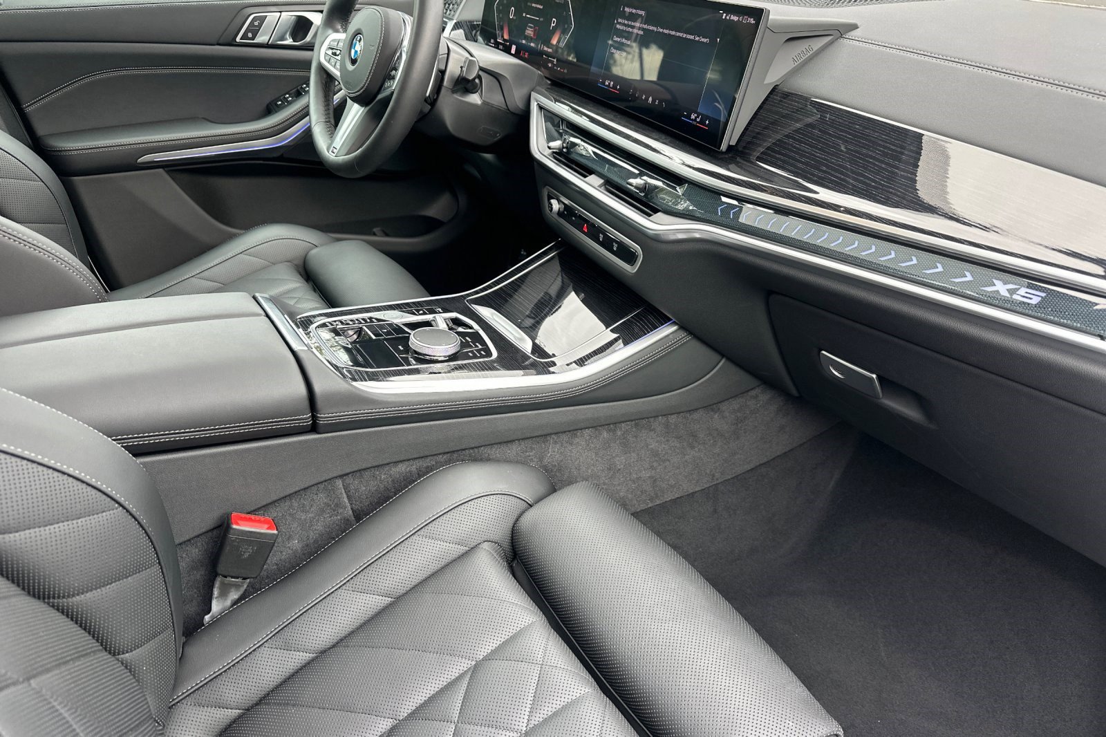 Used 2025 BMW X5 xDrive40i w/ M Sport Package image 20