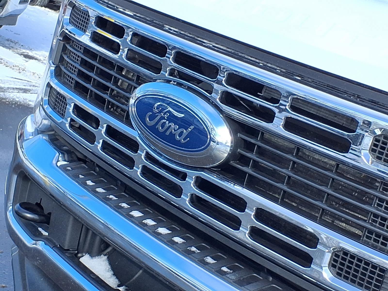 Used 2025 Ford F250 XLT image 28