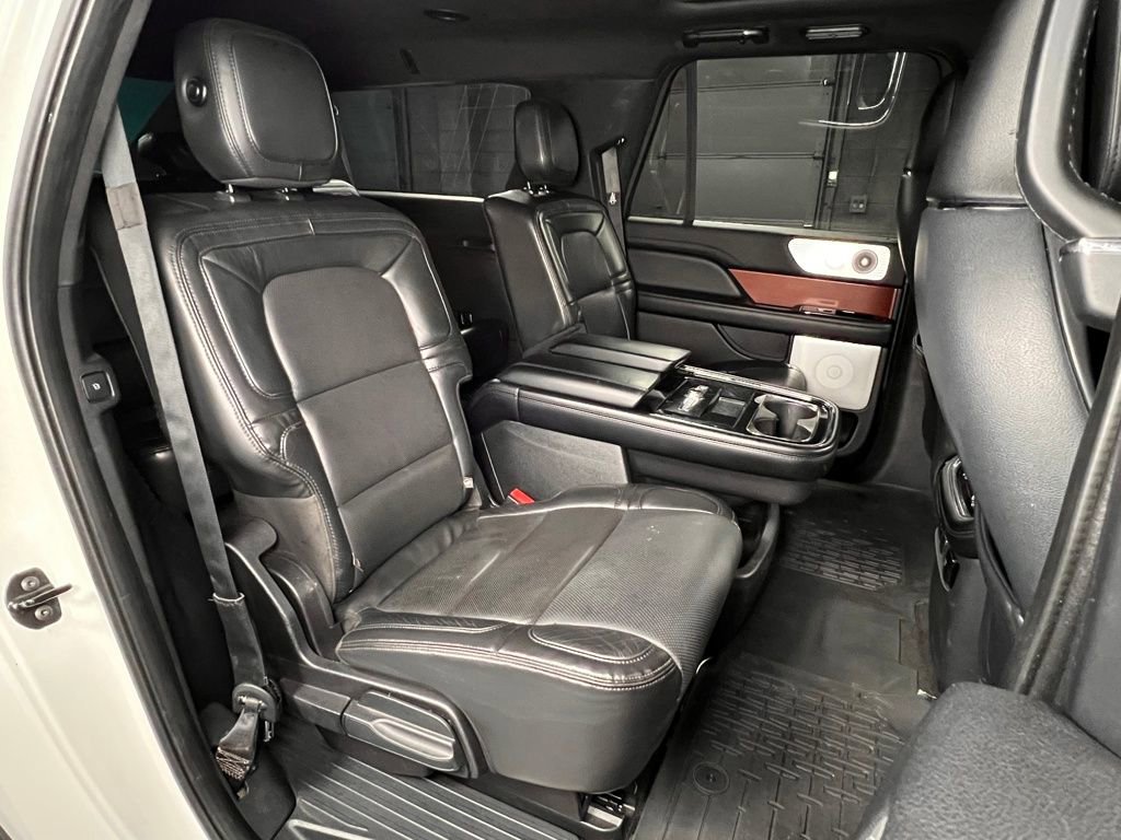 Used 2020 Lincoln Navigator L Reserve w/ Luxury Package image 22