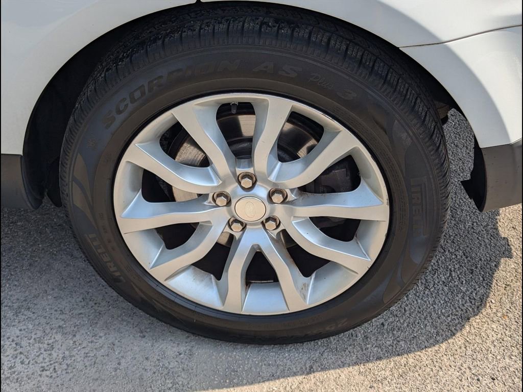 Used 2014 Land Rover Range Rover Sport HSE image 22