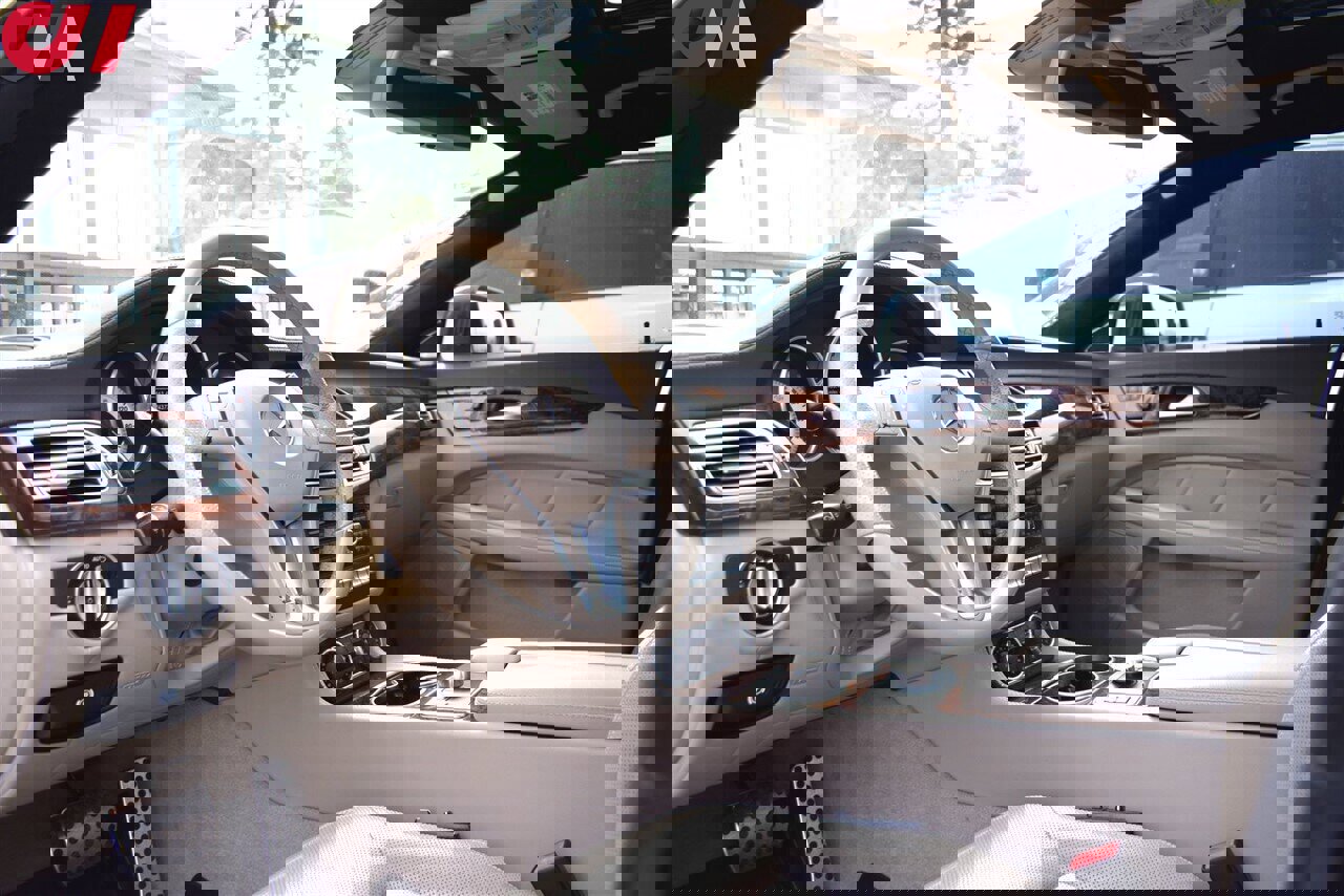 Used 2012 Mercedes-Benz CLS 550 image 3