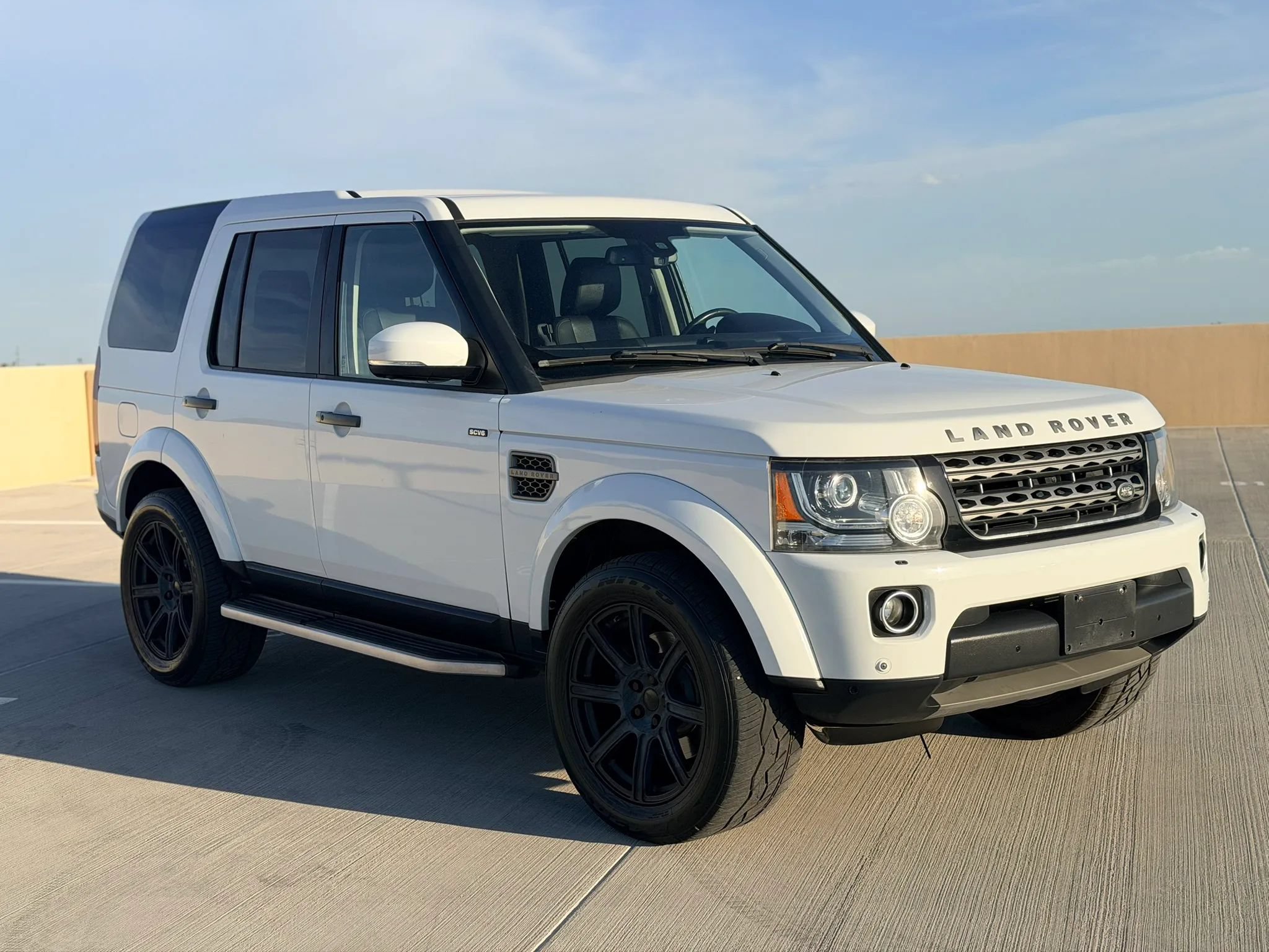 Used 2016 Land Rover LR4 HSE Silver Edition AWD/4WD image 7